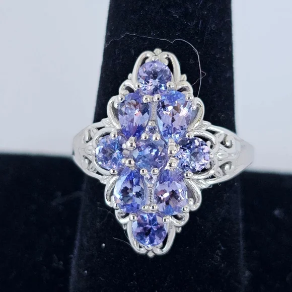 Genuine Tanzanite Ring set in Platinum over 925 Size 9! - Picture 7 of 15